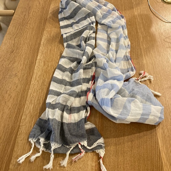 H&M | Striped Cotton Scarf - Picture 4 of 7